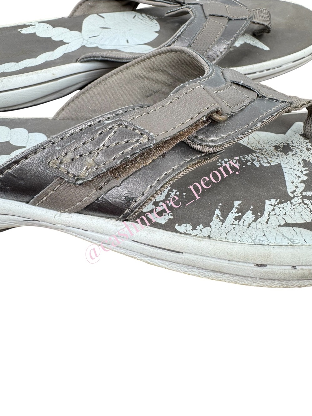 Clarks Seymour Taupe Flip Flop Sandals Womens Size 8 - Picture 6 of 8